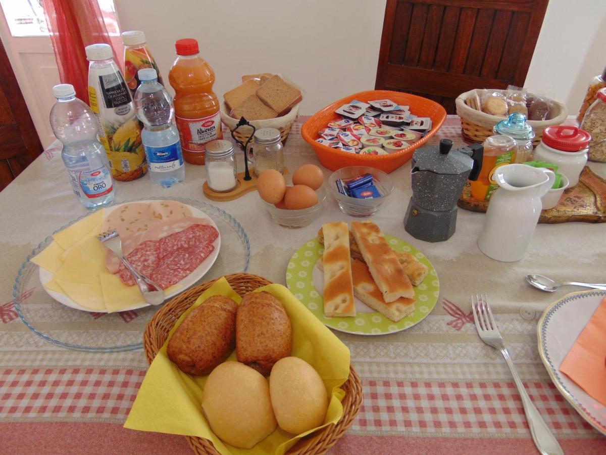 Casa Roberto B&B Savona Ngoại thất bức ảnh